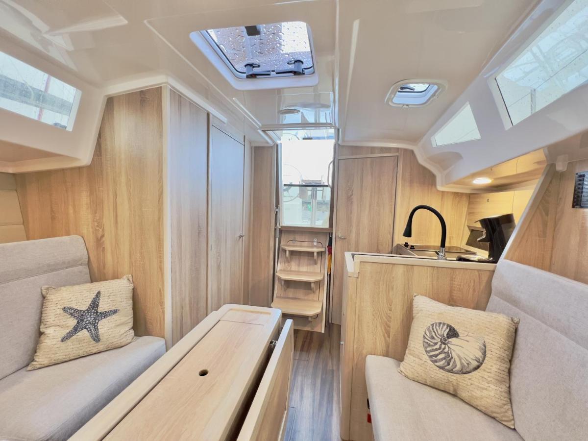 Hausboot Segelyacht Nui Hotel Burgtiefe auf Fehmarn Exterior foto
